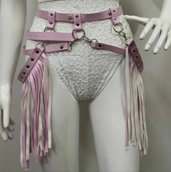 Woman's Baby Pink Tassel Harness NWOT - Picture 2 of 4